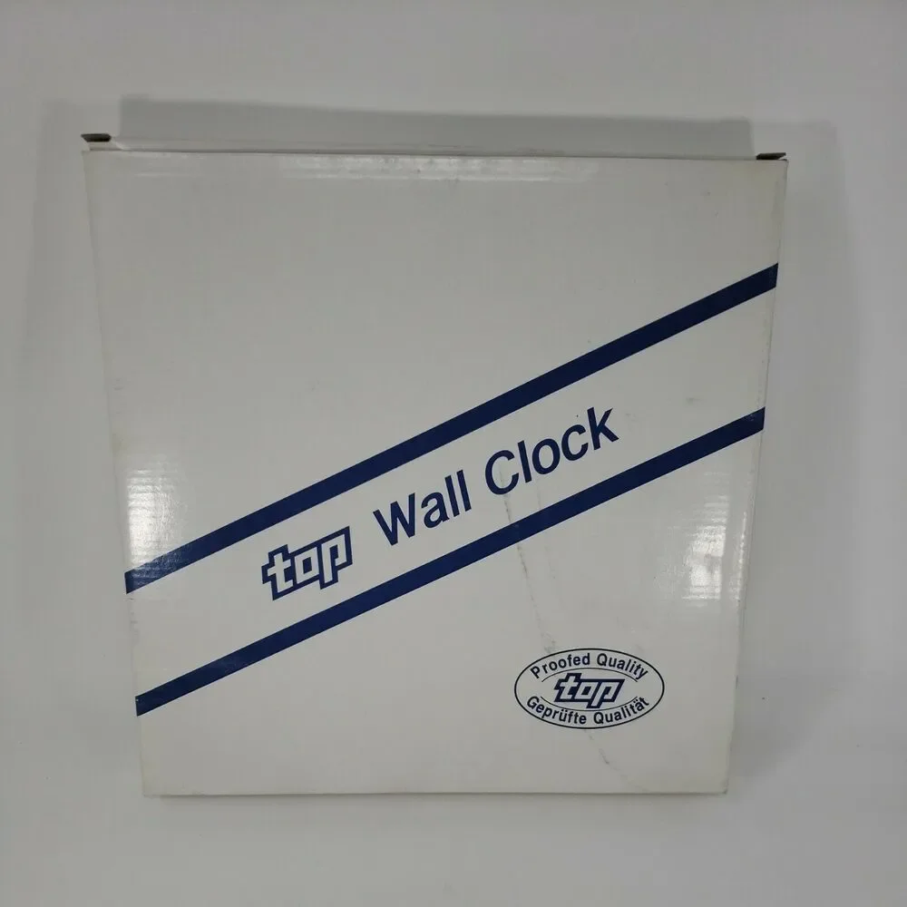 Snapple Round Wall Clock  Gold Vintage 1990s Rare Collectible New in Box 11